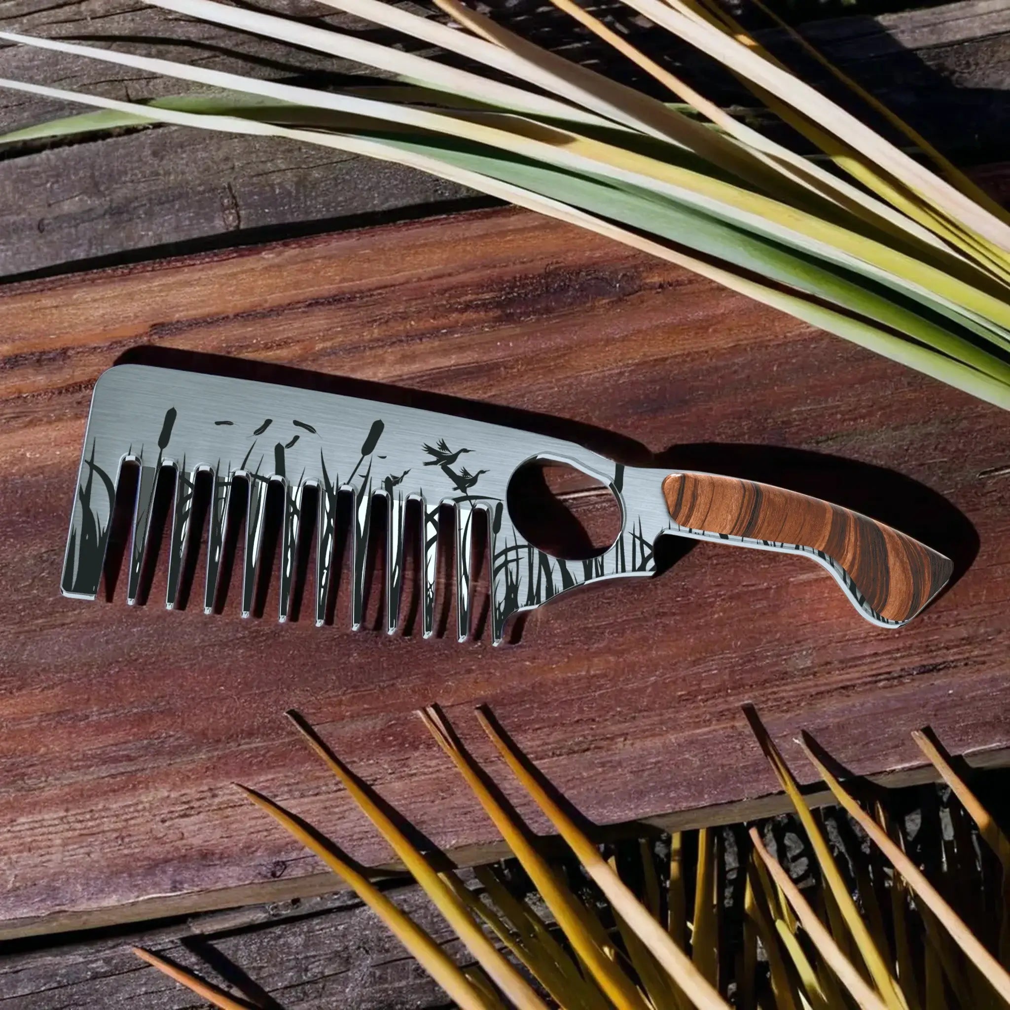 Marshland Beard Comb